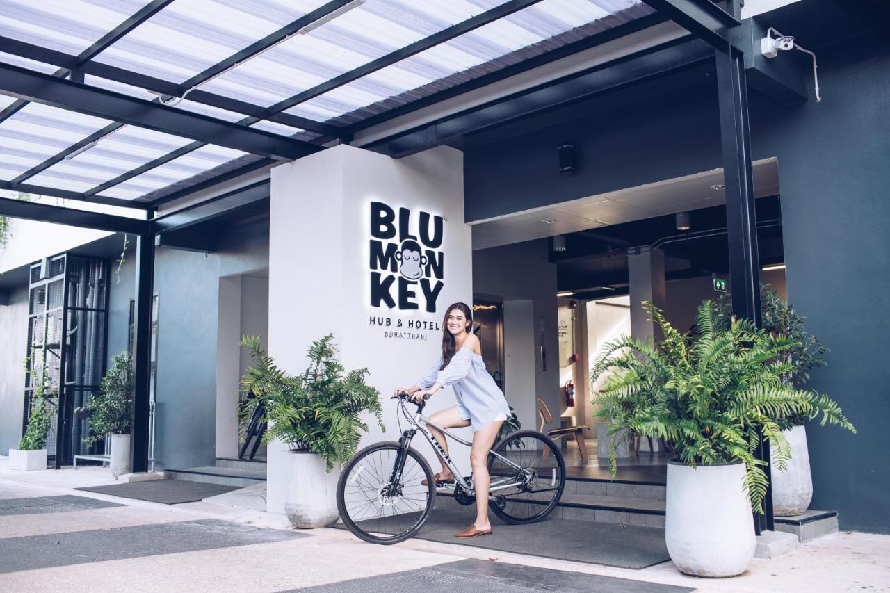 Blu Monkey Hub & Hotel Сураттхани Экстерьер фото